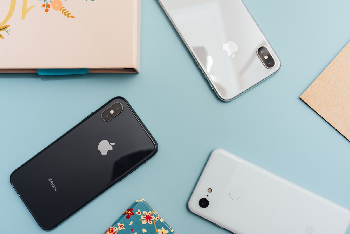 Person holding an iPhone